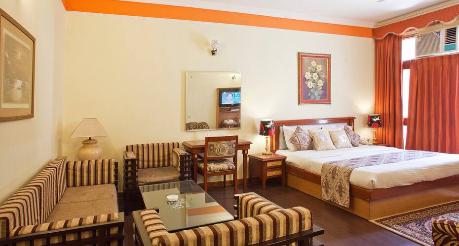 Hotel Gaiety Palace, New Delhi 5